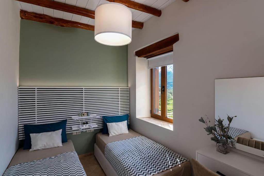 Stone Villa Halepa With Panoramic View. Neon Khorion  Exterior photo