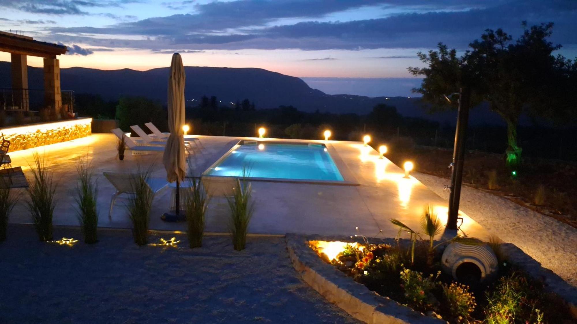 Stone Villa Halepa With Panoramic View. Neon Khorion  Exterior photo